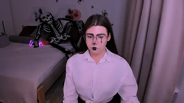 StellaDarks Chat XXX in diretta