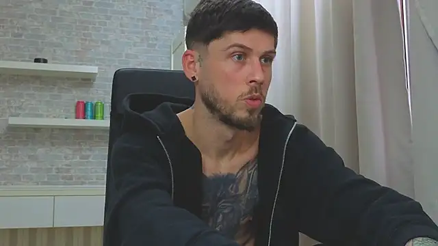 Chat XXX Live JonahShaw