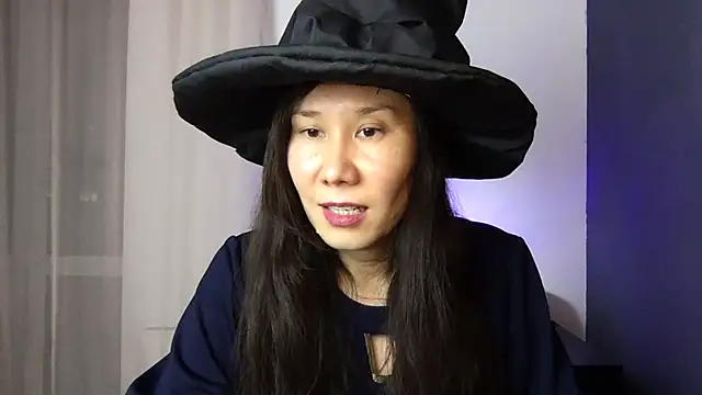 XXX chat uživo modela Sialiralover