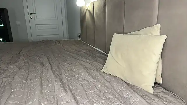 Živý XXX chat AnalEmilly