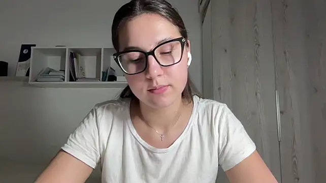 Chat +18 de rubymoonv ao vivo