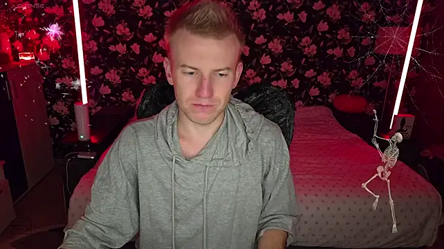 Chatroom XXX en direct de Vuitton