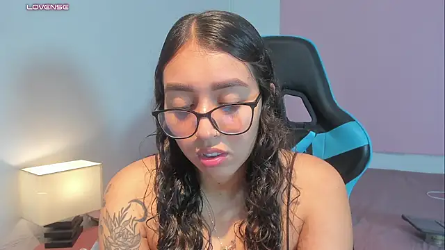 _maria_foxx_ Adlı Modelin Canlı XXX Sohbeti