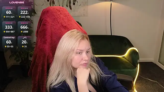AstridColman Chat XXX live
