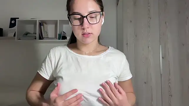 rubymoonv's Live XXX Chat