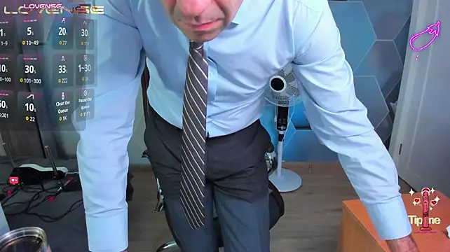 SteveTiger Live XXX Chat