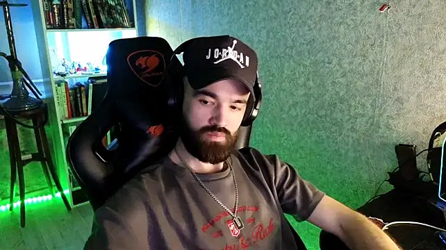 Živý XXX chat _Serious_Man