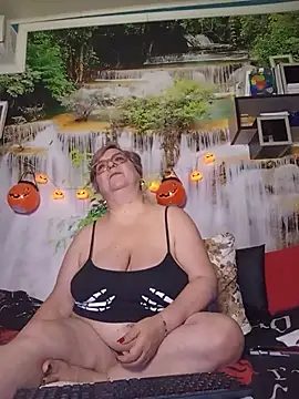 QueenPammy1 Live XXX-Chat
