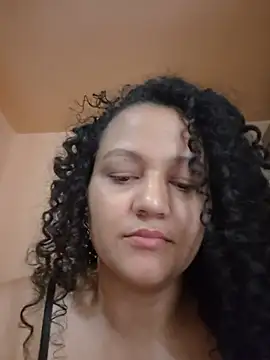 EmmaSweet25 XXX чат на живо