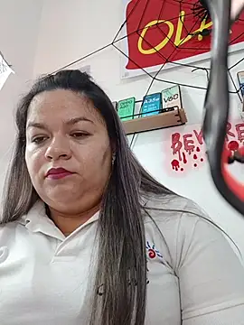 Charlott-1 Live XXX Chat