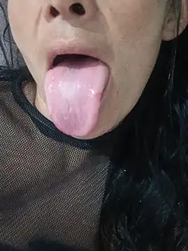 sarayulith's Live XXX Chat