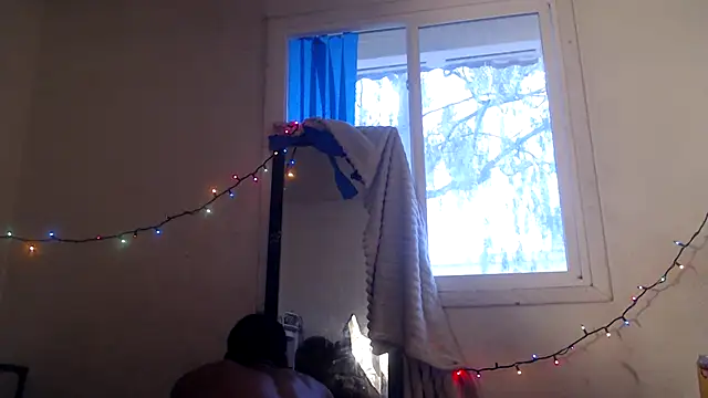 Онлайн чат XXX DREshots