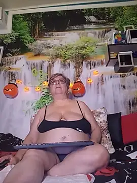 Czat XXX na żywo – QueenPammy1