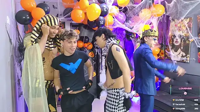 แชท XXX สดของ Masters_sexx