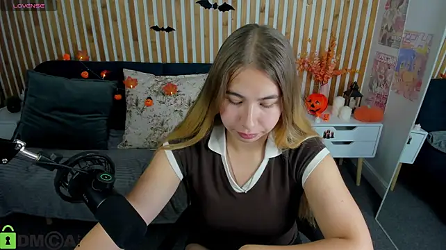 Elaria_ Live XXX-chat