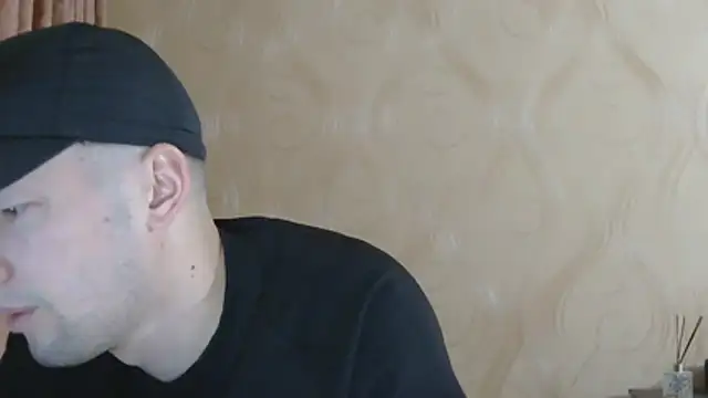 צ'אט XXX בשידור חי של frama666