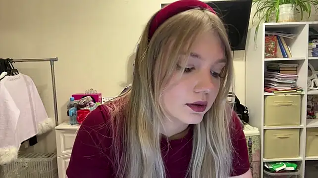 MayaStarlight's Live XXX Chat