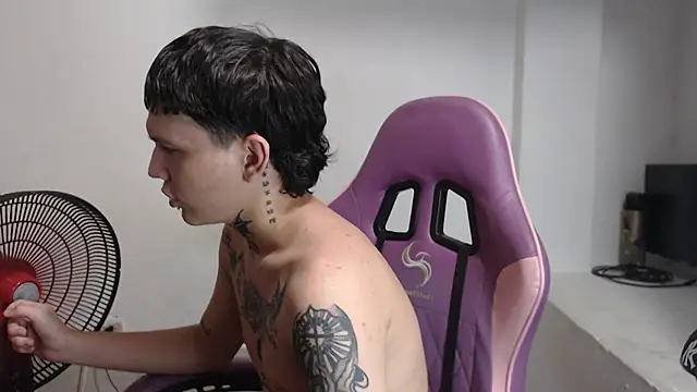 nick_boystraightn Live XXX chat