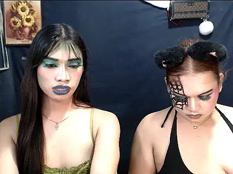 Ur_fantasyDuo Adlı Modelin Canlı XXX Sohbeti