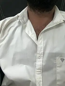 הופעת וובקאם של HirakIfanyone112233