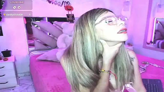Karly_moon 라이브 XXX 채팅