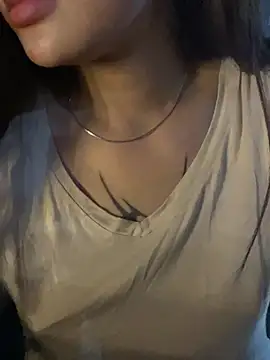 _AnneMia_'s Live XXX Chat