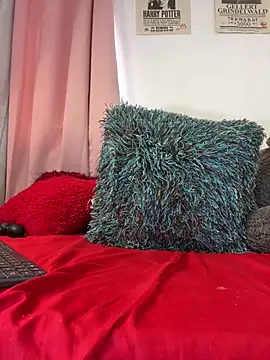 downsonMia's Live XXX Chat