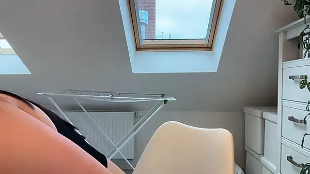 MoonlitLust's Live XXX Chat