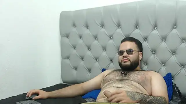 Enzo_WIld Webcam show