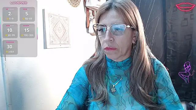 Chayla_Ruiz's Live XXX Chat