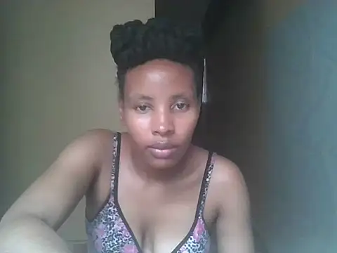 Chatroom XXX en direct de sexyann_real