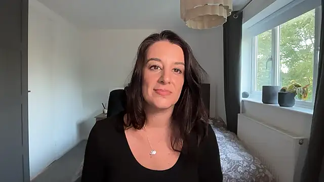 yourcassiexo's Live XXX Chat