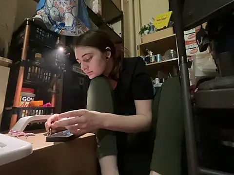 Snowbunnycake_131 XXX чат на живо