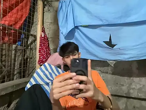 Hardfucker_Charles 现场XXX聊天