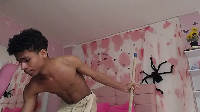 Santy_bigcock_01 라이브 XXX 채팅