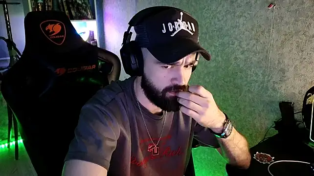 _Serious_Man Chat XXX live