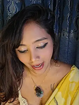 Chat XXX en directo de Queen_From_Hell
