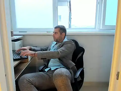 XXX chat uživo modela rickysun