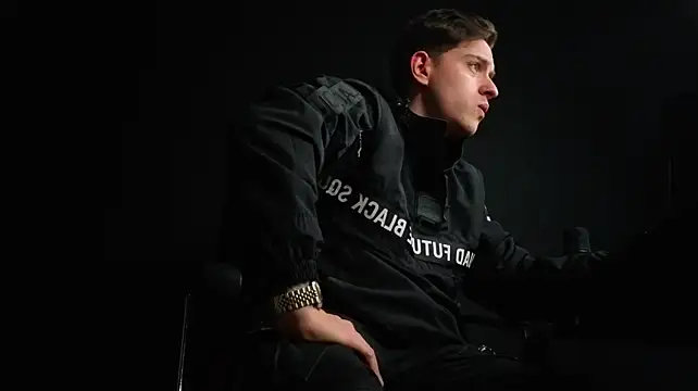 FelixStarkk's Live XXX Chat