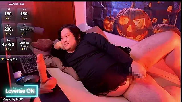 XXX chat uživo modela ChubbyBEAR039