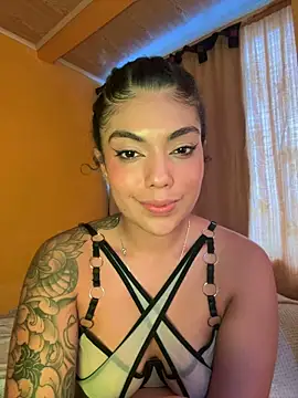 Morenayaa Live XXX-Chat