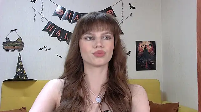 SelenaVeyne's Live XXX Chat