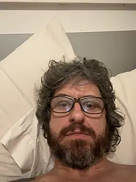 Guloiok live XXX chat