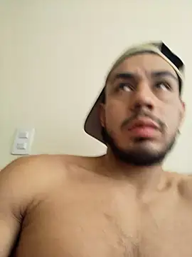 Taylor_DiamondBoy live XXX chat