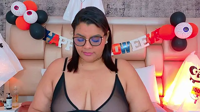 SelennaCooper – Live XXX-chat