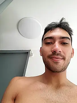 Liam_crox – Naživo XXX chat