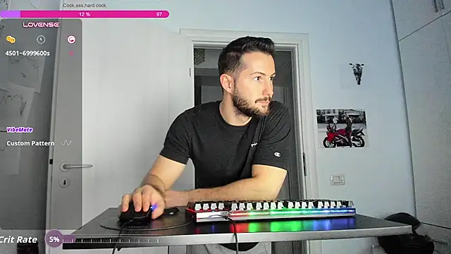 ZackFraser live XXX chat
