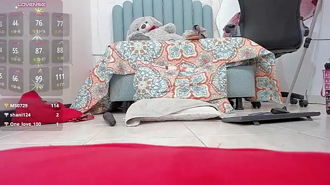 IndraKaur_'s Live XXX Chat