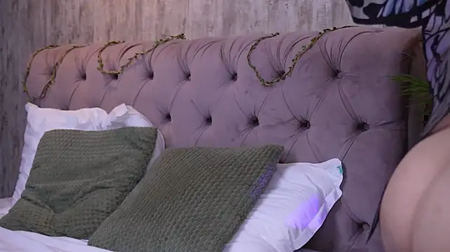 AlanaMilani_ Chat XXX live