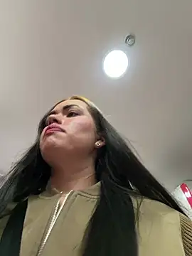 Chat +18 de andra_rose ao vivo
